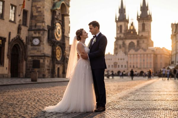 Old Town Square wedding photography Old Town Square wedding photography Prague