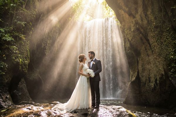 Tukad Cepung Waterfall wedding photography Tukad Cepung Waterfall wedding photography Bali