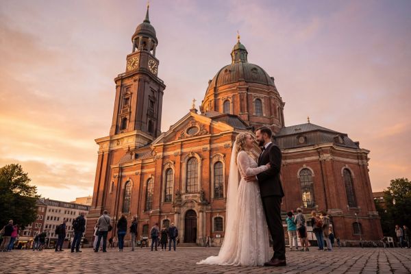 Wedding photography Hamburg - St. Michaelis Church (Michel)