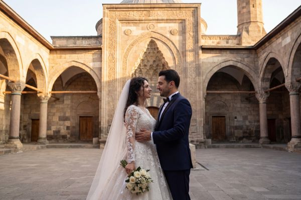 Hunat Hatun Complex (Hunat Hatun Külliyesi) wedding photography Hunat Hatun Complex (Hunat Hatun Külliyesi) wedding photography Kayseri