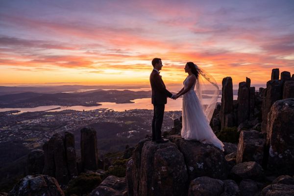 Wedding photography Hobart - kunanyi / Mount Wellington