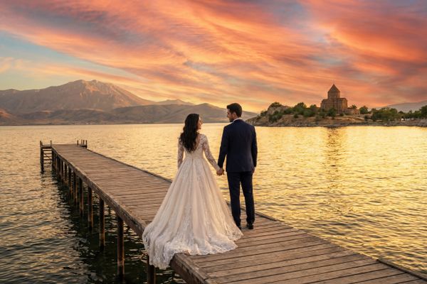 Tatvan Pier wedding photography Tatvan Pier wedding photography Bitlis