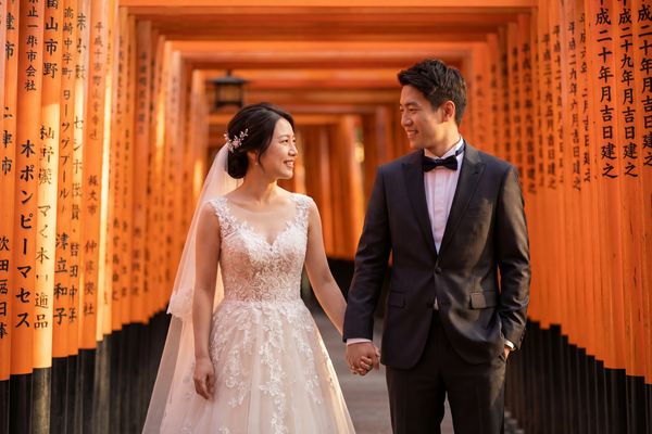 Fushimi Inari-taisha Shrine wedding photography Fushimi Inari-taisha Shrine wedding photography Kyoto