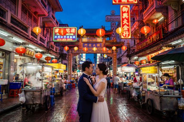 Chinatown (Yaowarat Road) wedding photography Chinatown (Yaowarat Road) wedding photography Bangkok