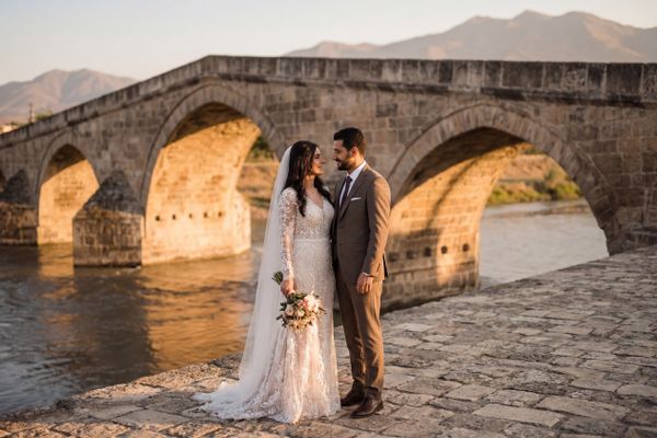 Harmandöven Historical Bridge wedding photography Harmandöven Historical Bridge wedding photography Iğdır