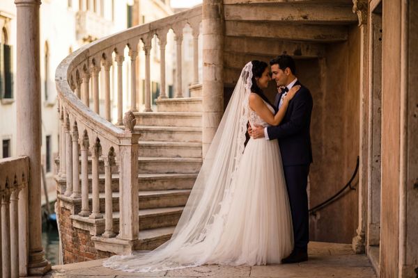 Palazzo Contarini del Bovolo (Scala Contarini del Bovolo) wedding photography Palazzo Contarini del Bovolo (Scala Contarini del Bovolo) wedding photography Venice