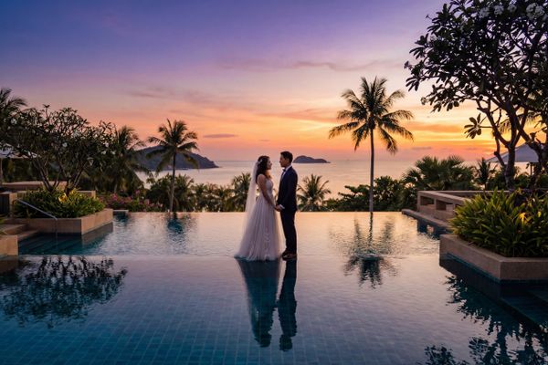 Wedding photography Koh Samui - Luxury Resort Infinity Pools & Gardens