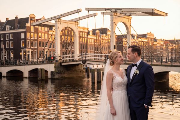 Magere Brug (Skinny Bridge) wedding photography Magere Brug (Skinny Bridge) wedding photography Amsterdam Netherlands