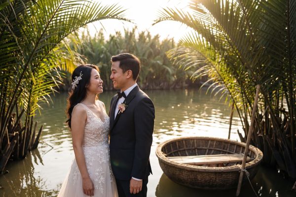 Wedding photography Hoi An - Bay Mau Coconut Forest (Rung Dua Bay Mau)