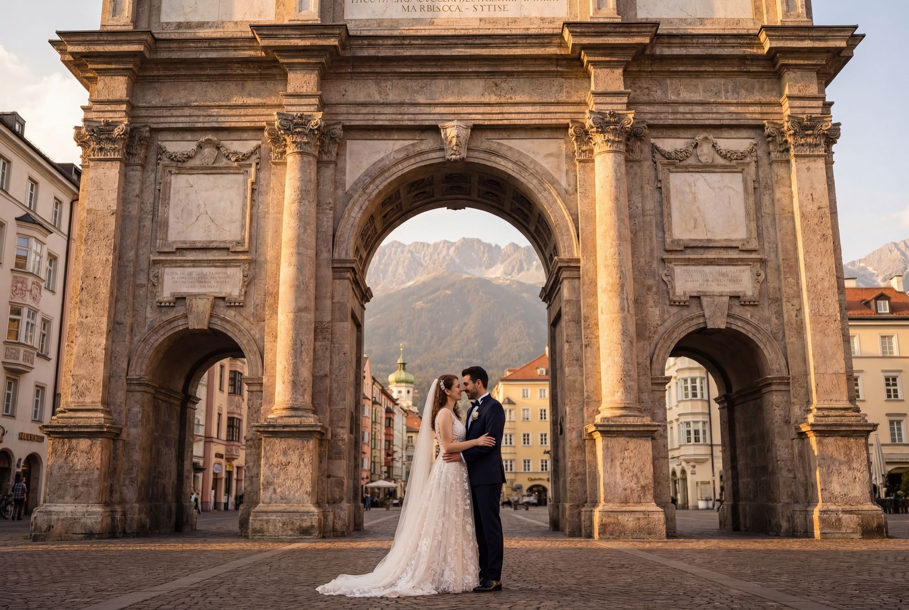 Wedding photography Innsbruck - Triumphal Arch (Triumphpforte)