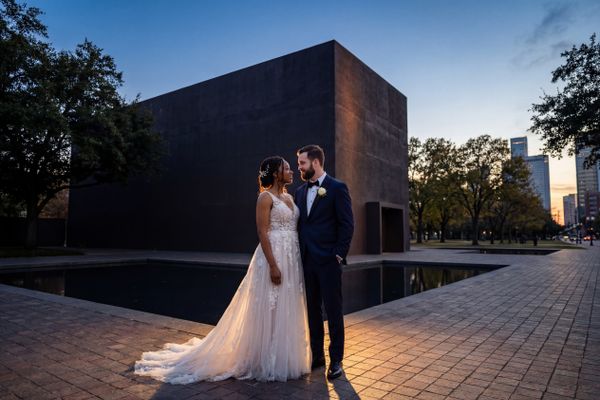 Wedding photography Houston - Rothko Chapel Exterior
