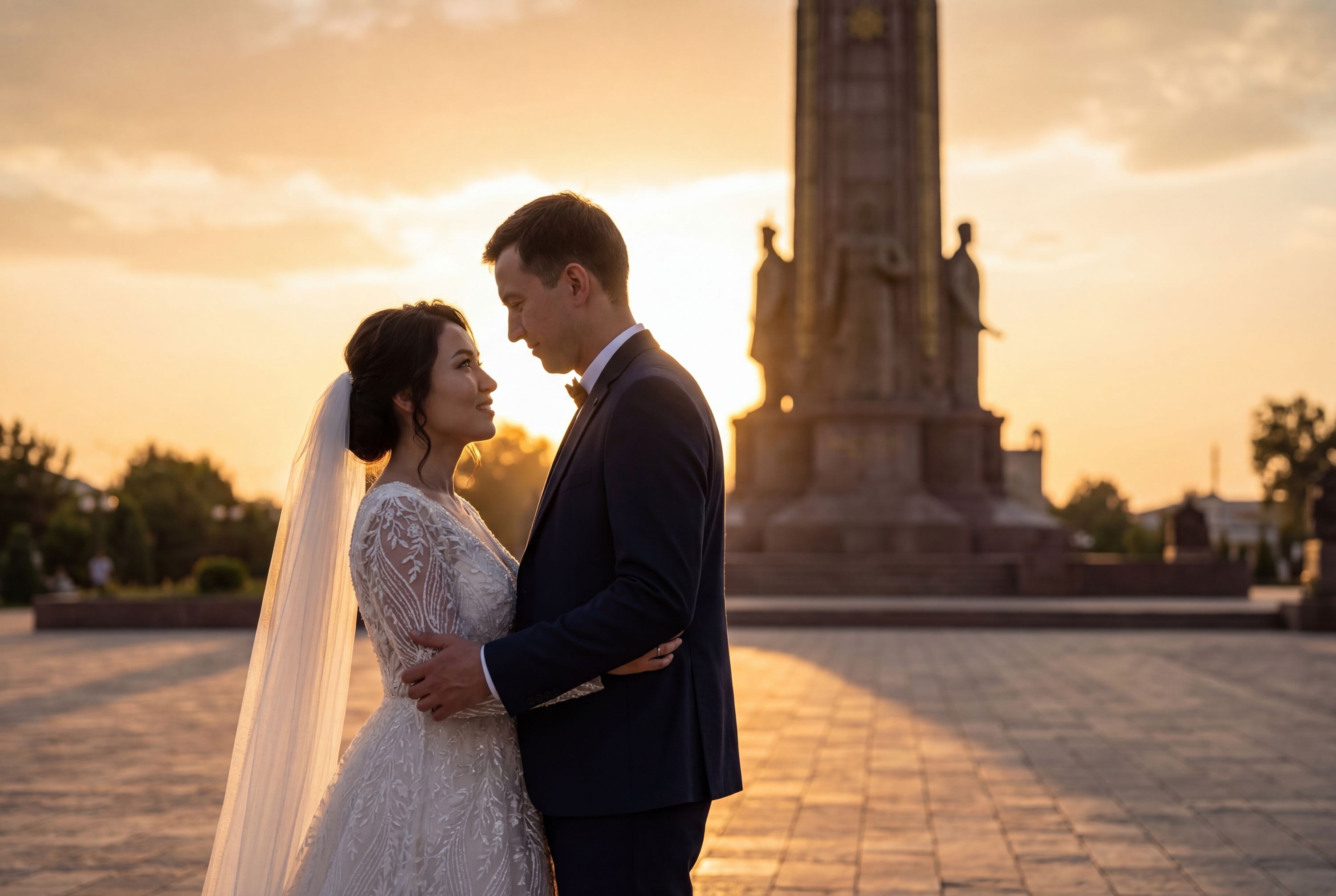 Wedding photography Khujand - Ismail Somoni Monument Square
