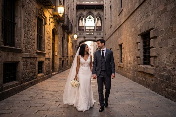 Gothic Quarter (Barri Gòtic) wedding photography Gothic Quarter (Barri Gòtic) wedding photography Barcelona