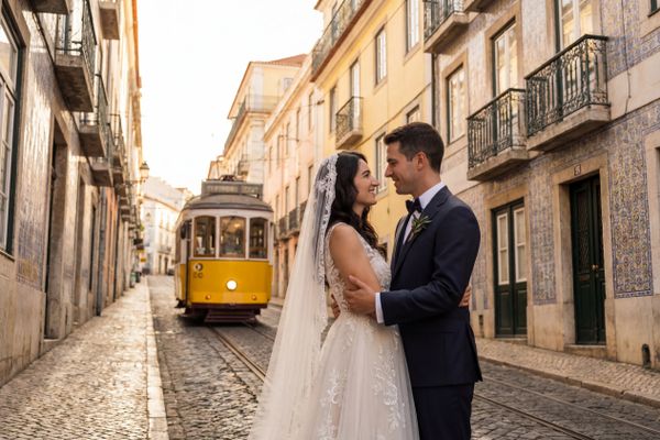 Elevador da Bica wedding photography Elevador da Bica wedding photography Lisbon