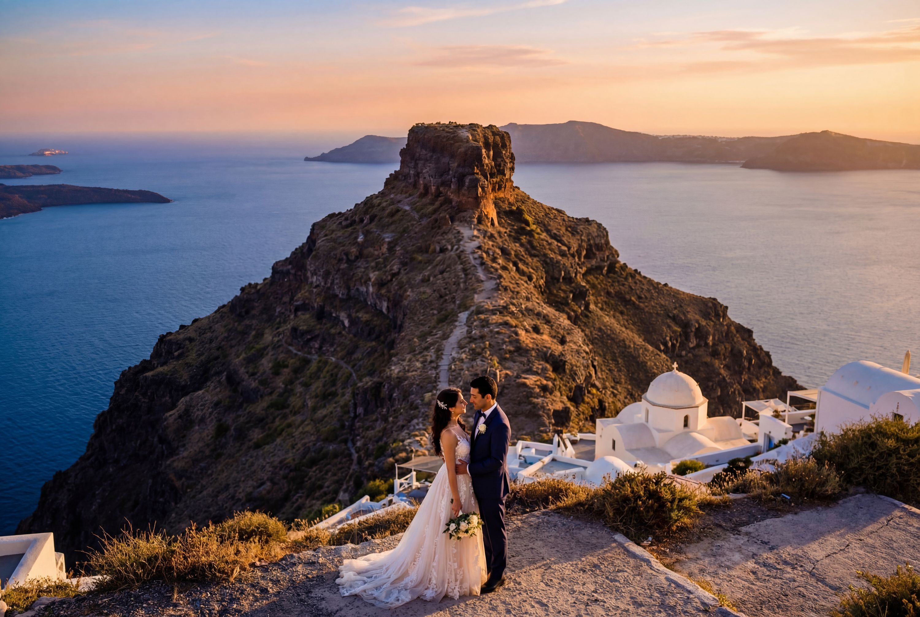 Skaros Rock (view from Imerovigli) wedding photography Santorini 
