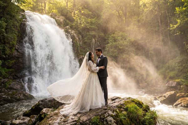 Mençuna Waterfall wedding photography Mençuna Waterfall wedding photography Artvin