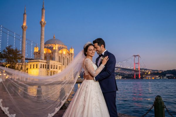Ortaköy Mosque & Bosphorus Bridge wedding photography Ortaköy Mosque & Bosphorus Bridge wedding photography Istanbul